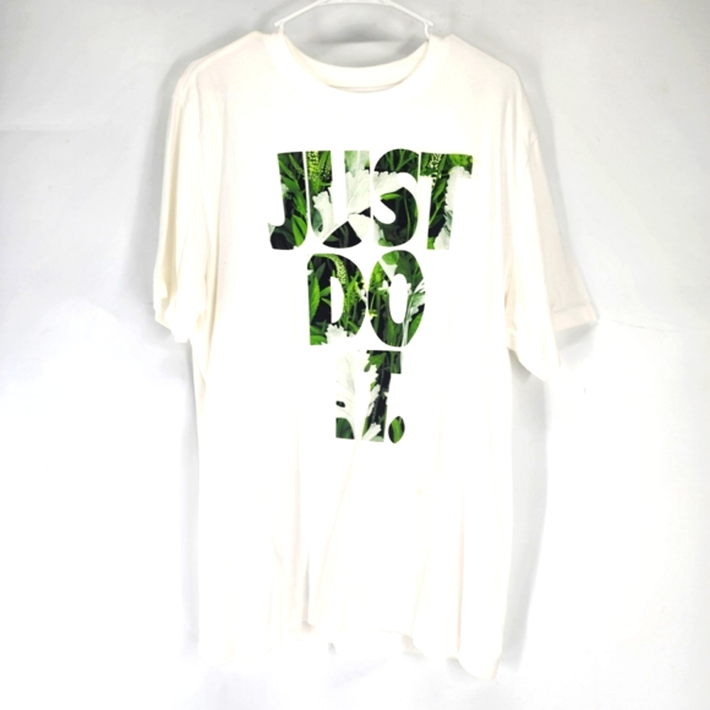 Nike Shirt. Size XL.